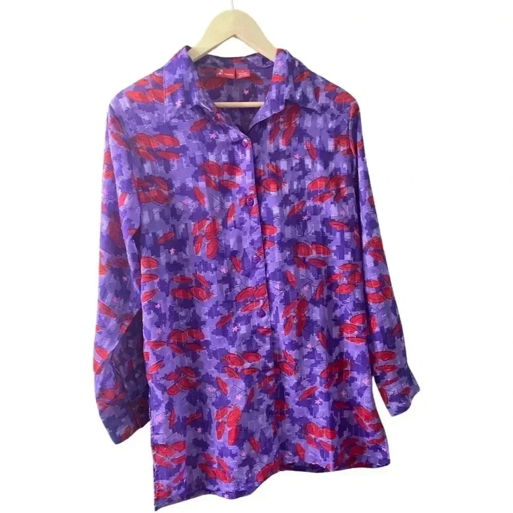 ThatChic Red Hat Ladies shear button down shirt/blouse